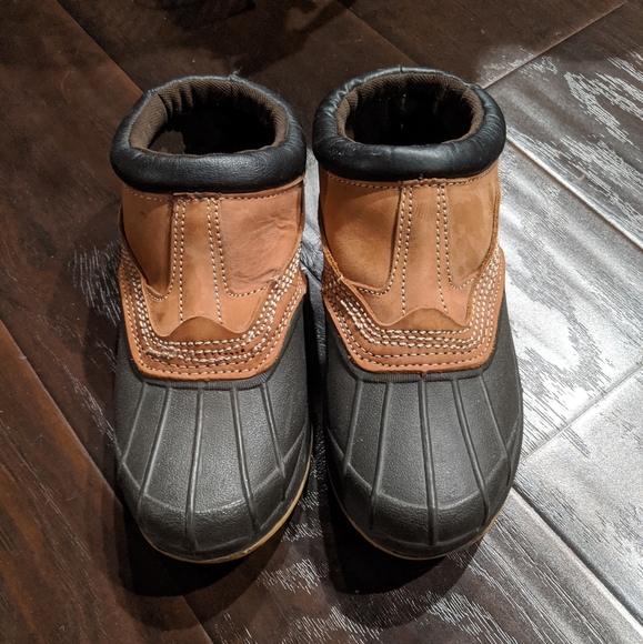 Redhead - Picture 2 of 3